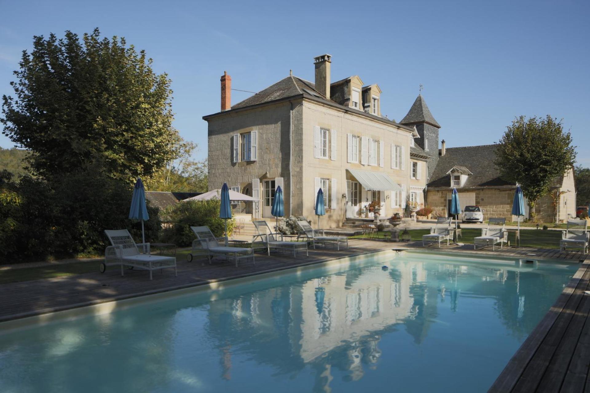 French Correze Moulin Bleu Otel Saint-Pantaléon-de-Larche Dış mekan fotoğraf