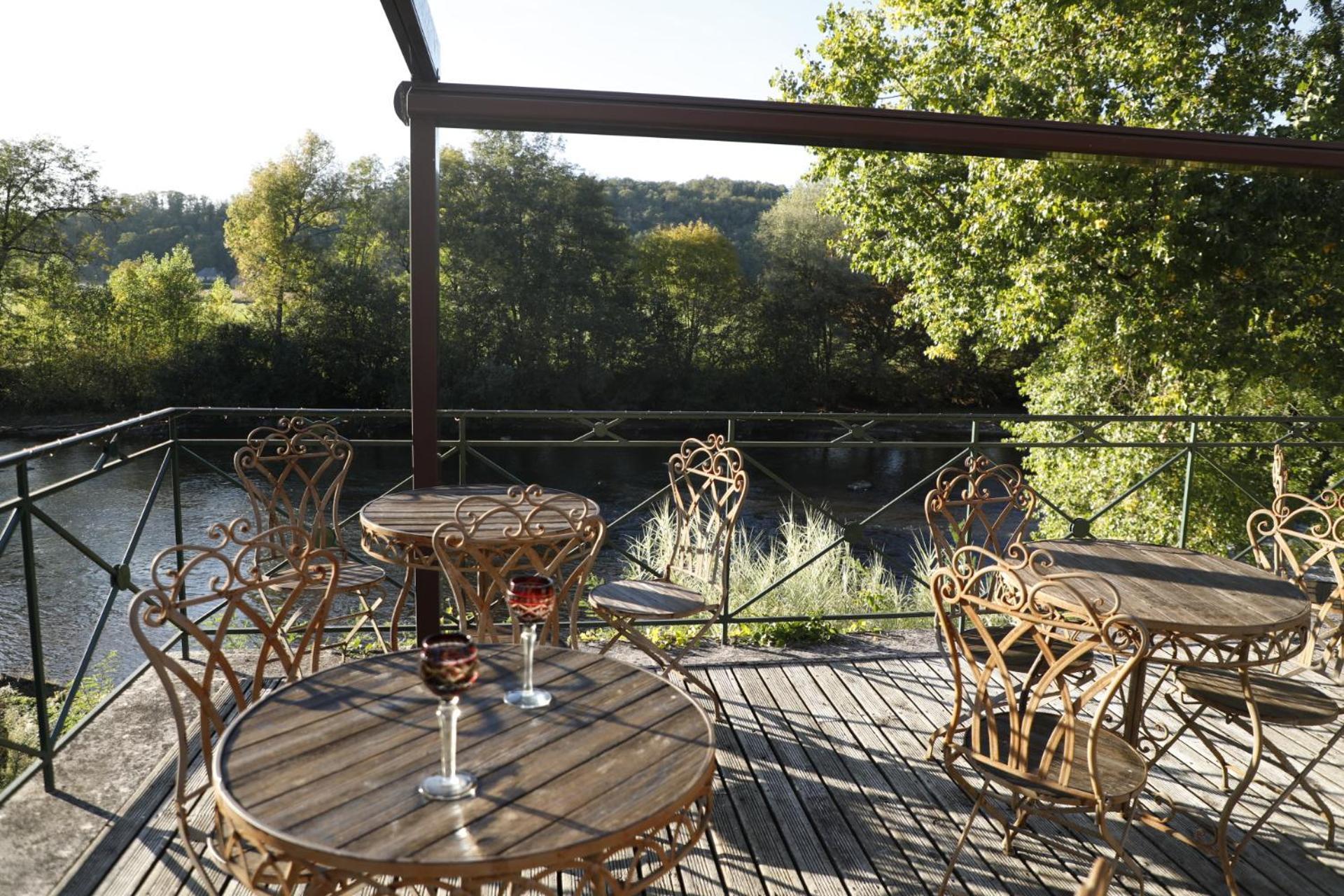 French Correze Moulin Bleu Otel Saint-Pantaléon-de-Larche Dış mekan fotoğraf