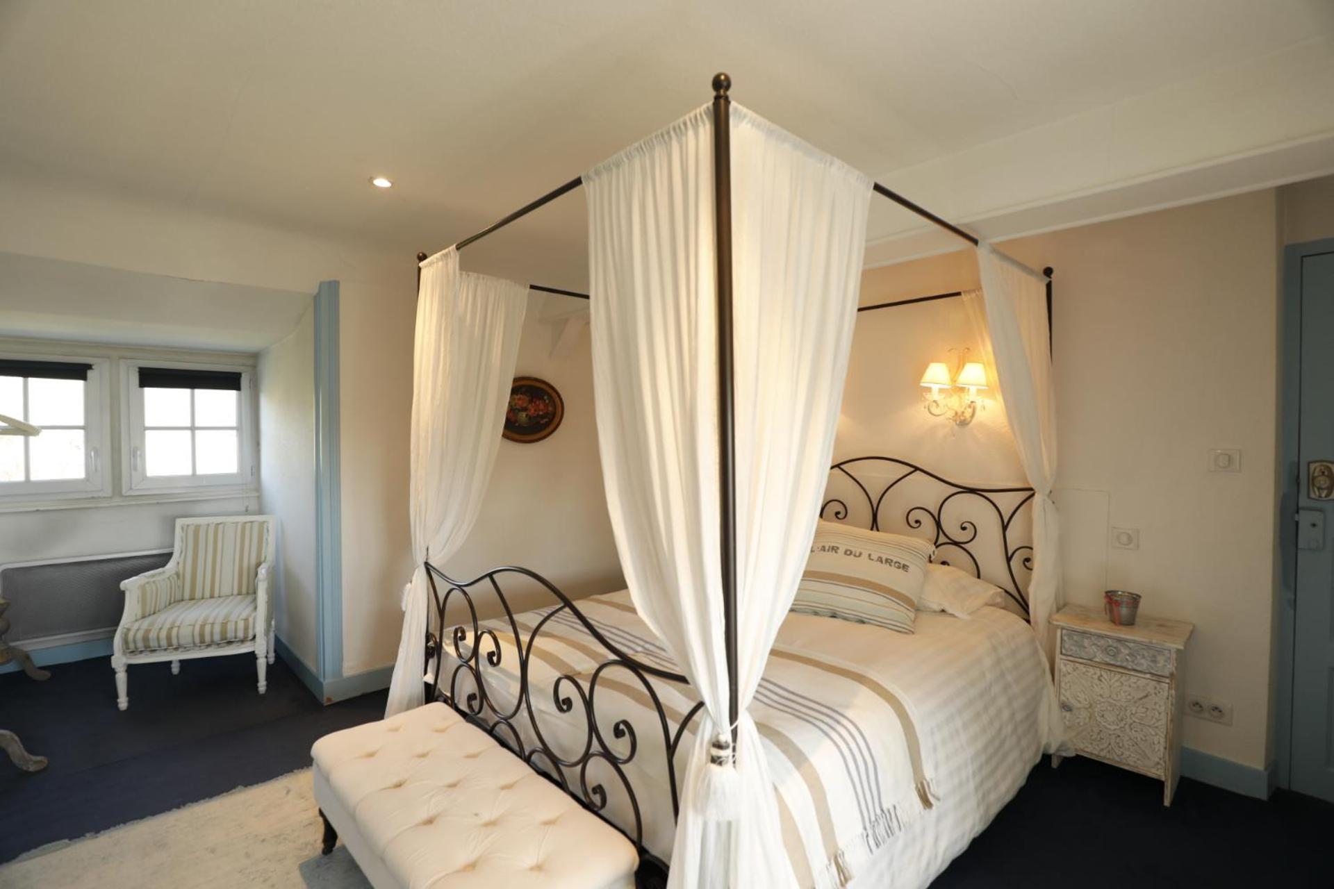 French Correze Moulin Bleu Otel Saint-Pantaléon-de-Larche Dış mekan fotoğraf