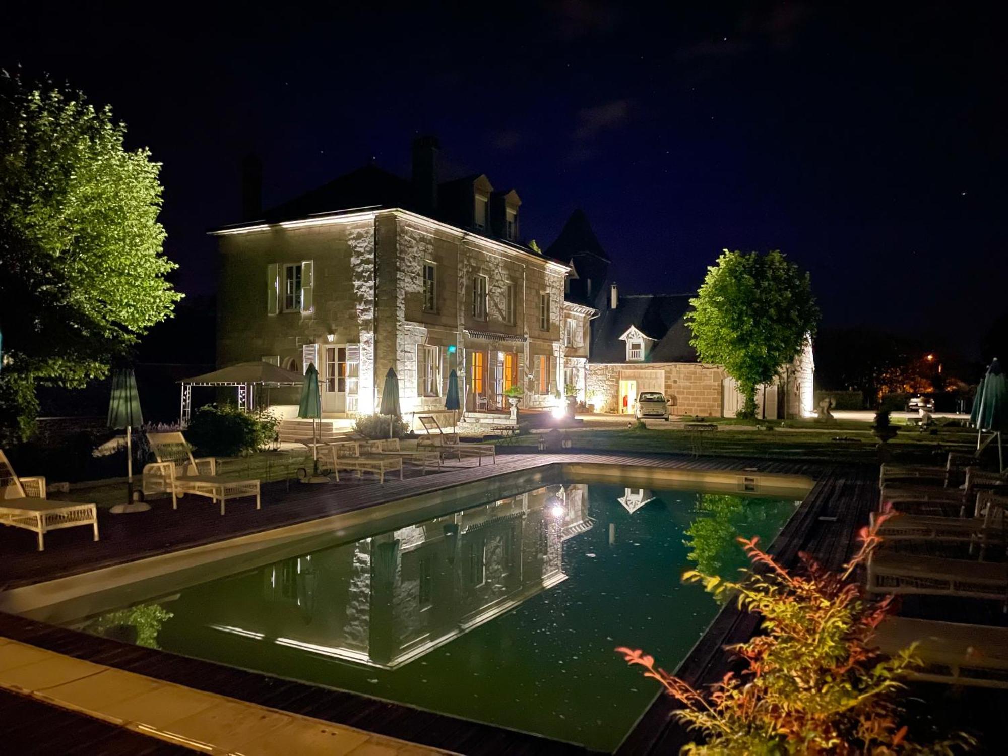 French Correze Moulin Bleu Otel Saint-Pantaléon-de-Larche Dış mekan fotoğraf