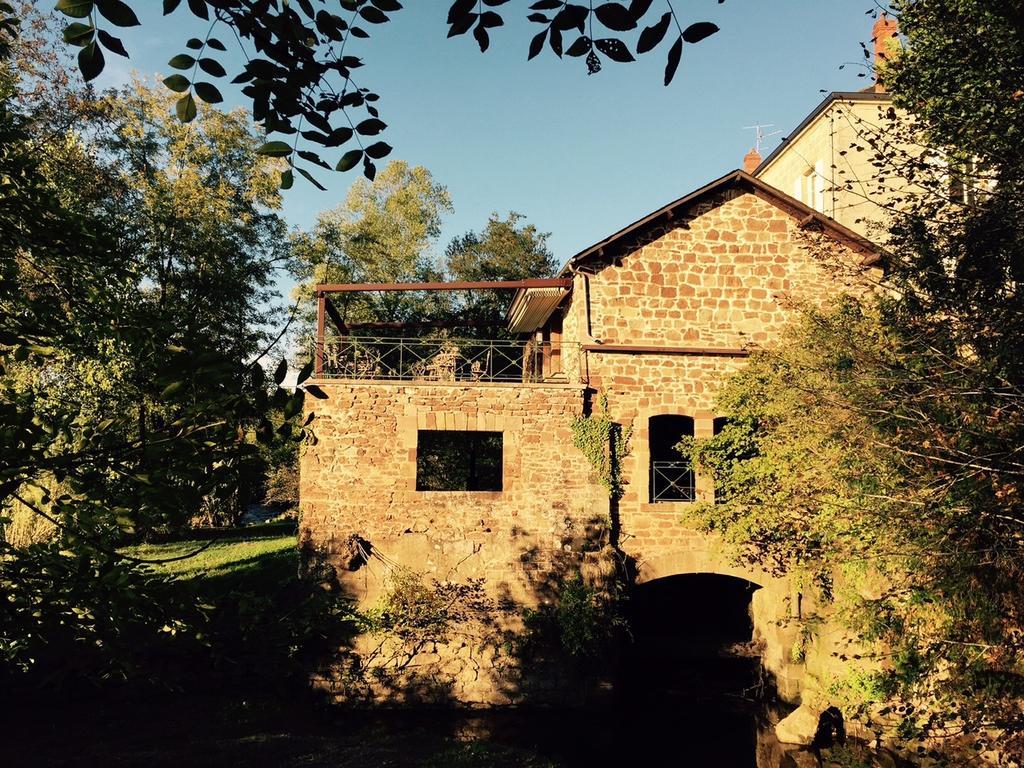 French Correze Moulin Bleu Otel Saint-Pantaléon-de-Larche Dış mekan fotoğraf
