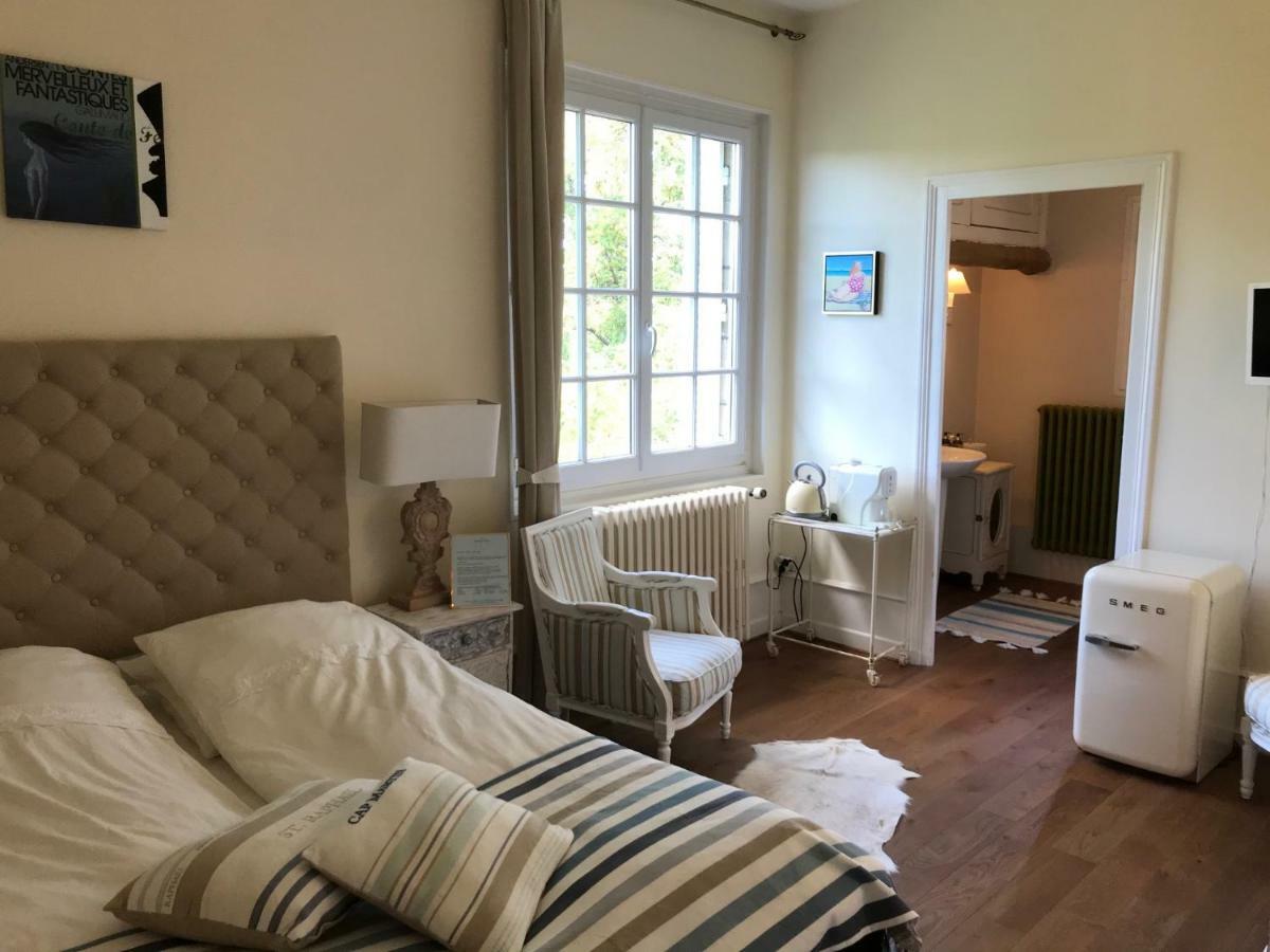 French Correze Moulin Bleu Otel Saint-Pantaléon-de-Larche Dış mekan fotoğraf
